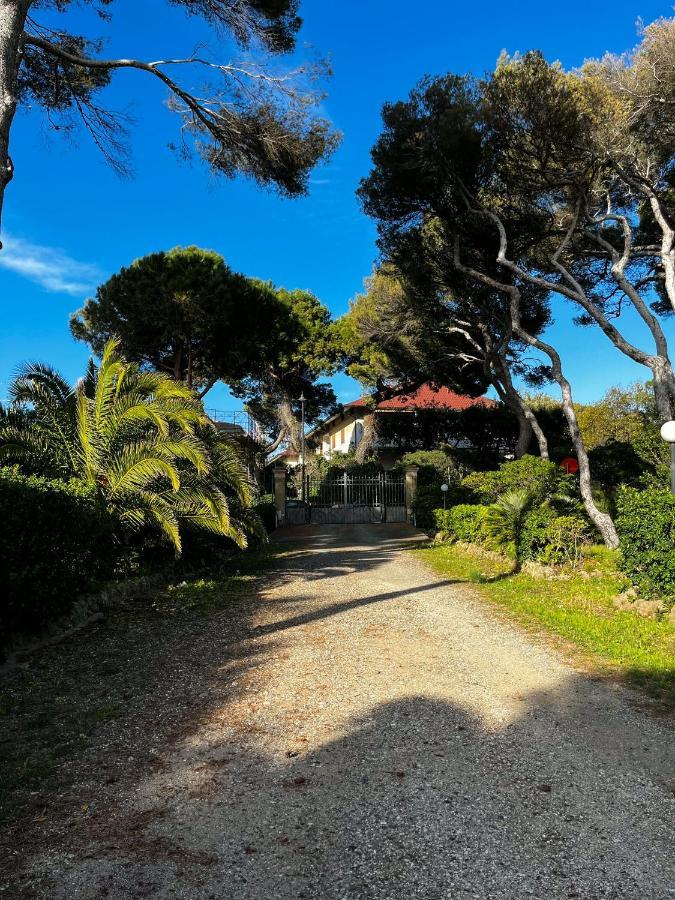 Villa Villino La Fresia Castiglioncello Exterior foto